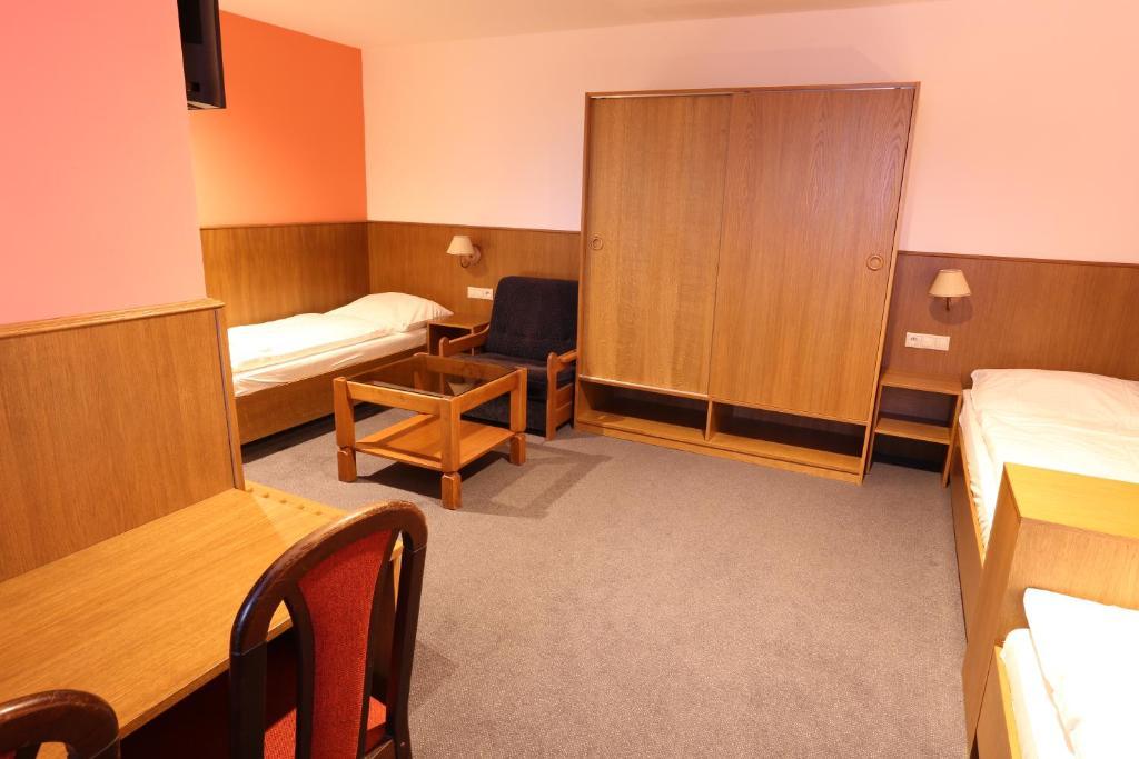 Hotel Hajcman Žďár nad Sázavou Habitación foto